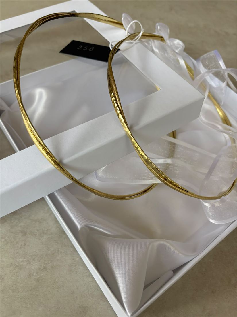 Stefana: Traukronen aus gehämmertem Gold mit Organzaband in Geschenkbox